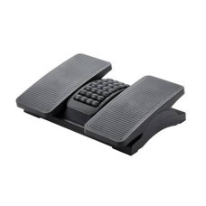 POGGIAPIEDI IN PLASTICA REGOLABILE IN ALTEZZA NERO Q-CONNECT 43X32 CM KF16946 POGGIAPIEDI IN PLASTICA REGOLABILE IN ALTEZZA NERO Q-CONNECT 43X32 CM KF16946